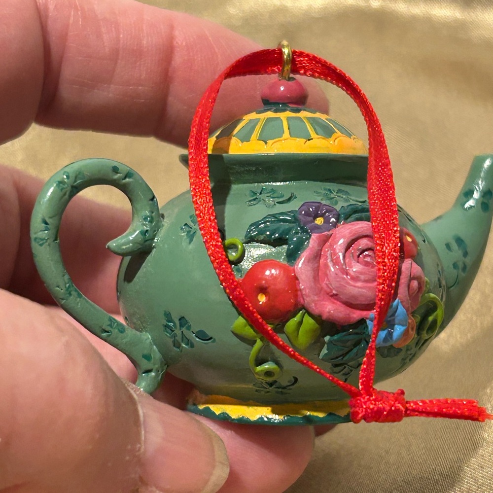 Mary Engelbreit Green Floral Teapot Ornament “1997” - Picture 5 of 6